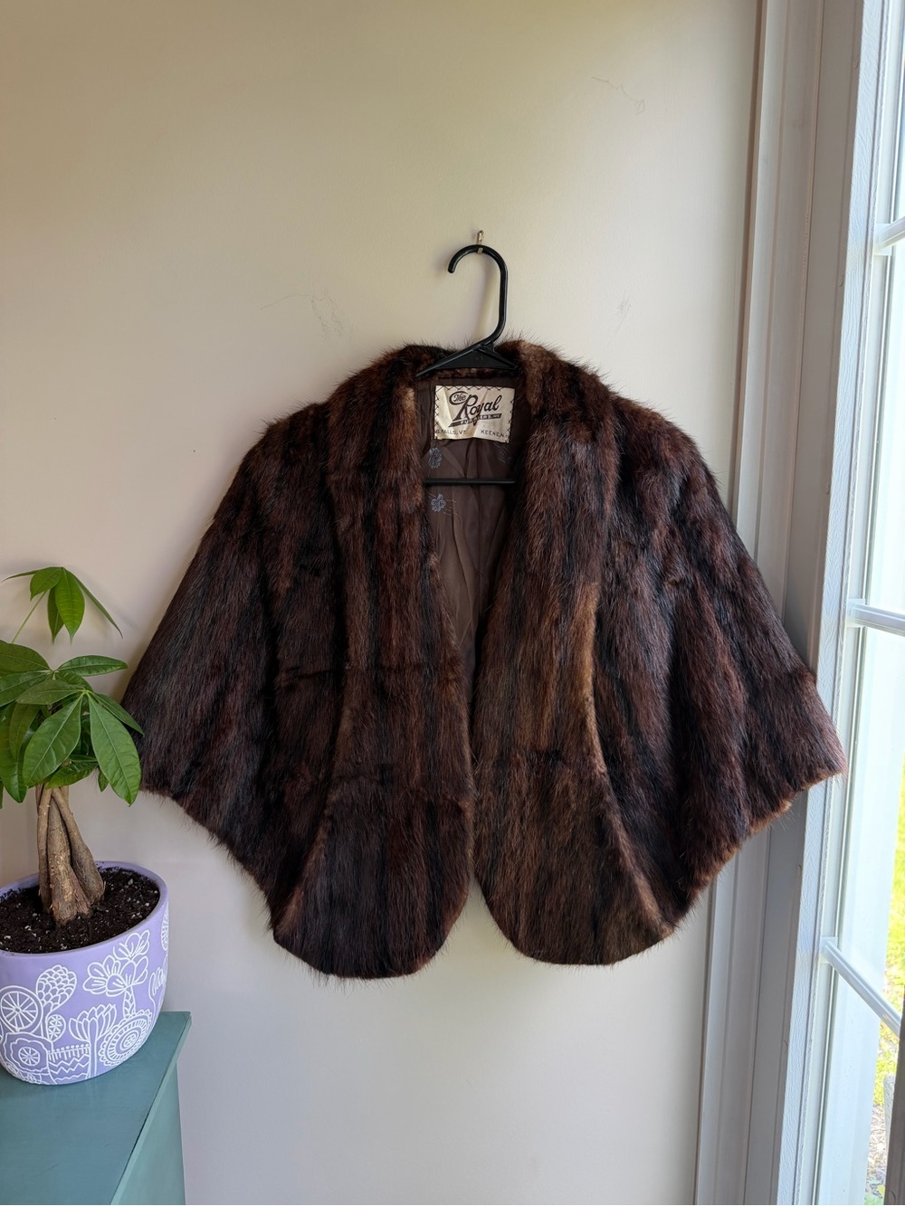 Vintage Royal Genuine Fur Capelet Shawl Brown Fur Stole Old Hollywood Glam